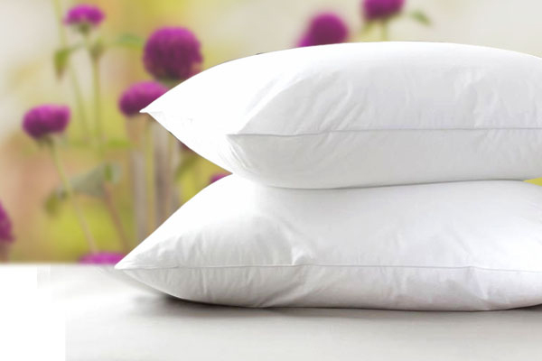 PILLOW & BEDDING ACCESSORIES